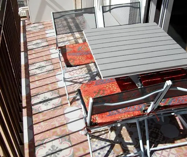 Апартаменты Paola 22 *